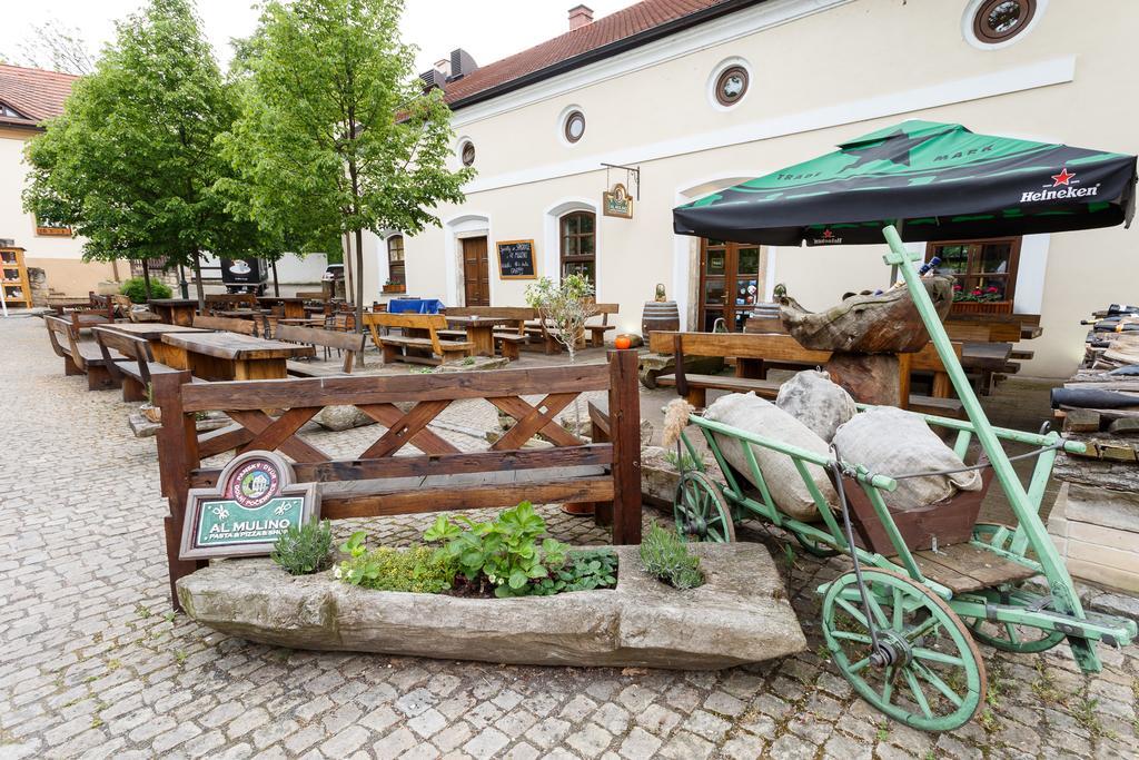Pension U Hastrmana Praha Bagian luar foto
